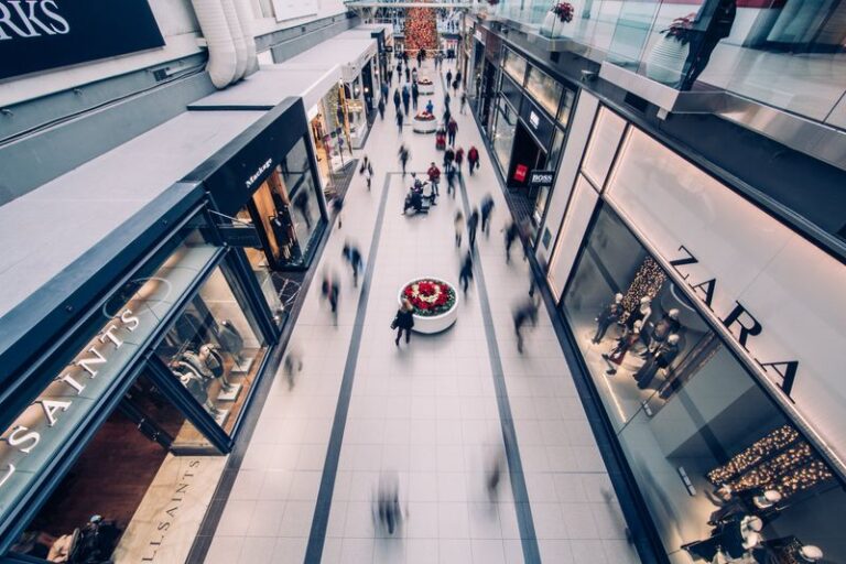 Challenges in Retail: Navigating Rising Debts with Storefront Strategies