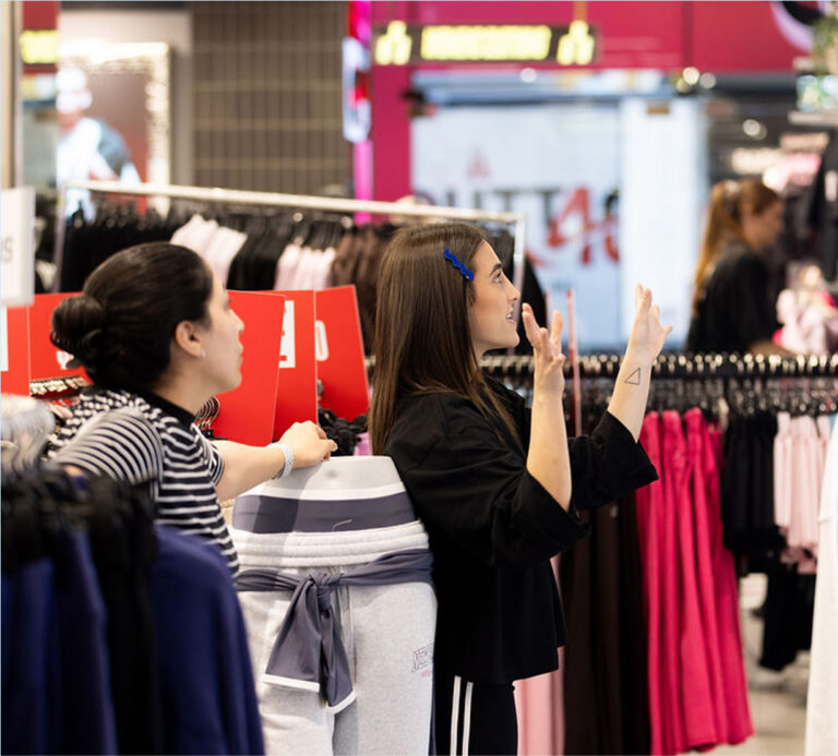 Visual Merchandising Importance: Improving In-Store Operations with Visual Validation Tools